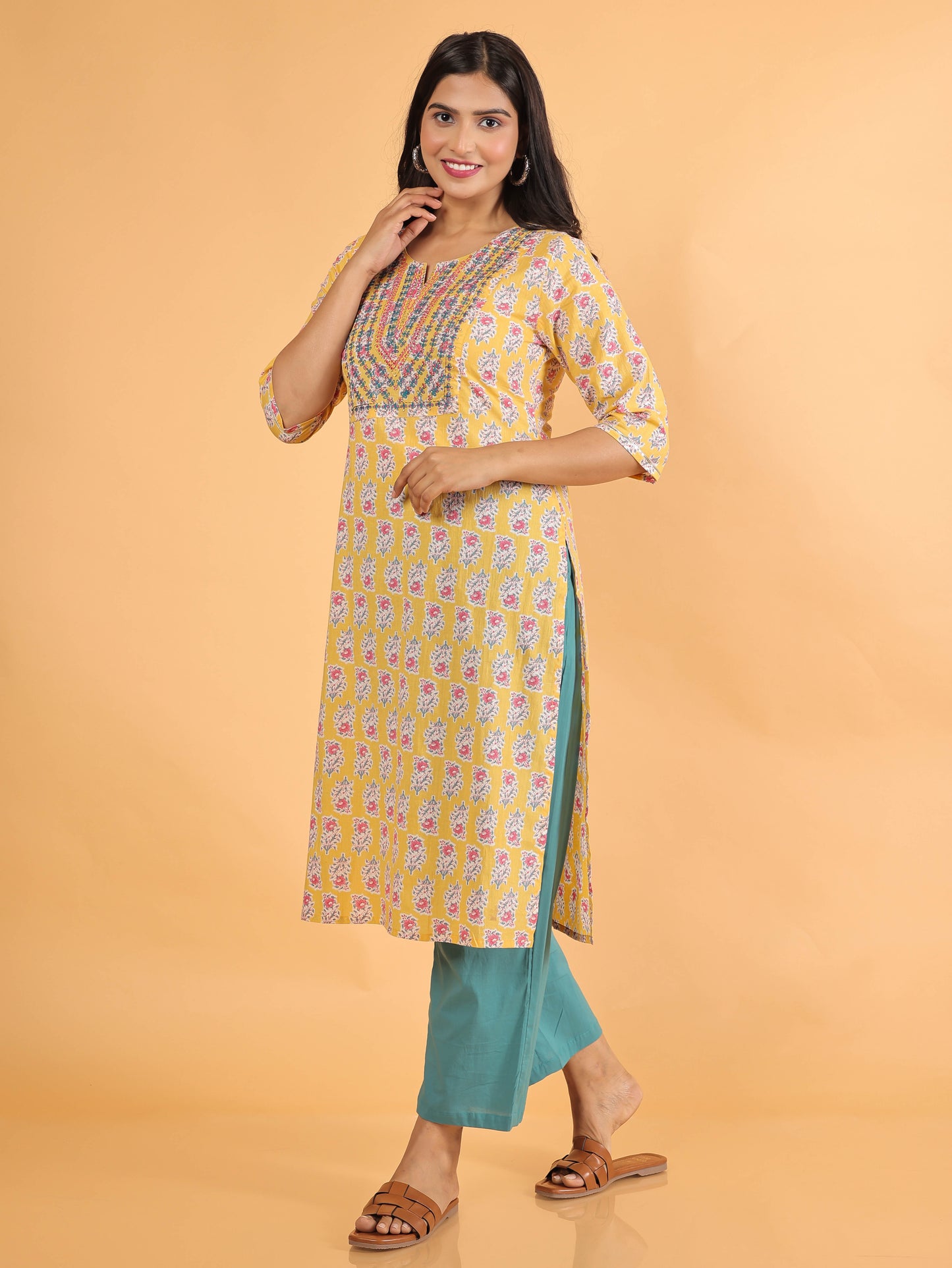 Women's Cotton Yellow Straight Kurta