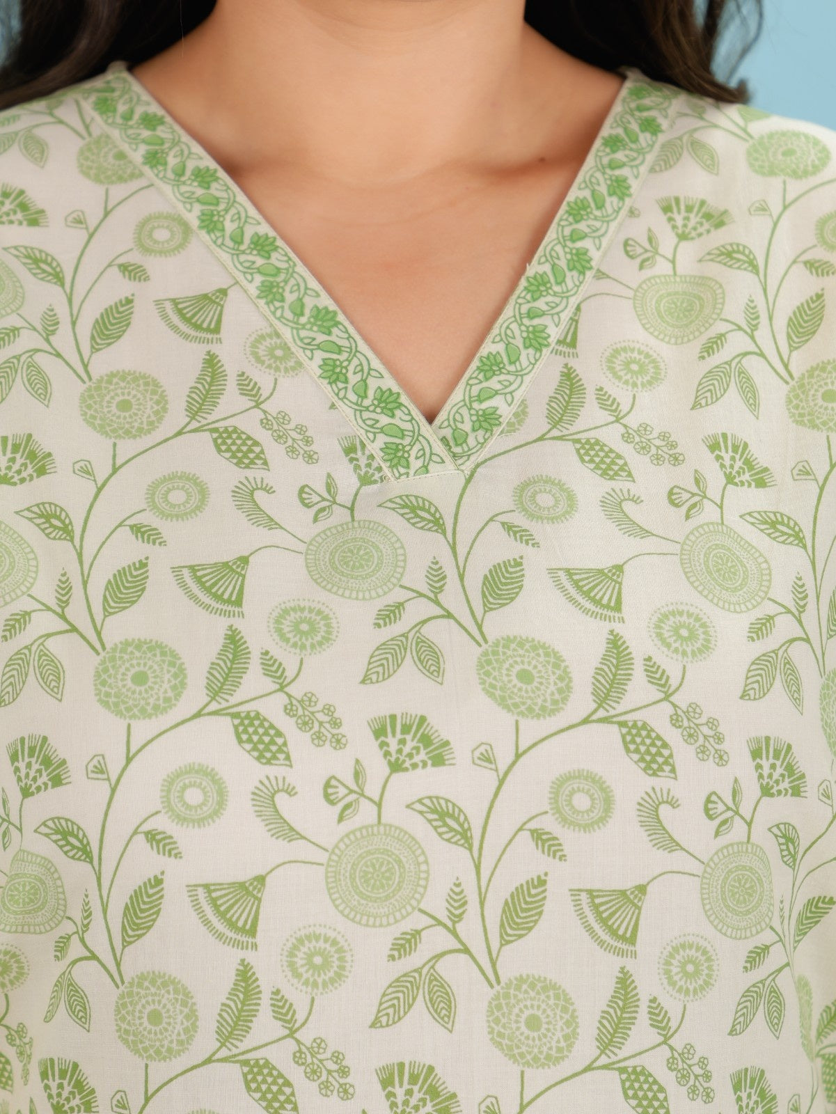 Women's Cotton Green Straight Kurta Set