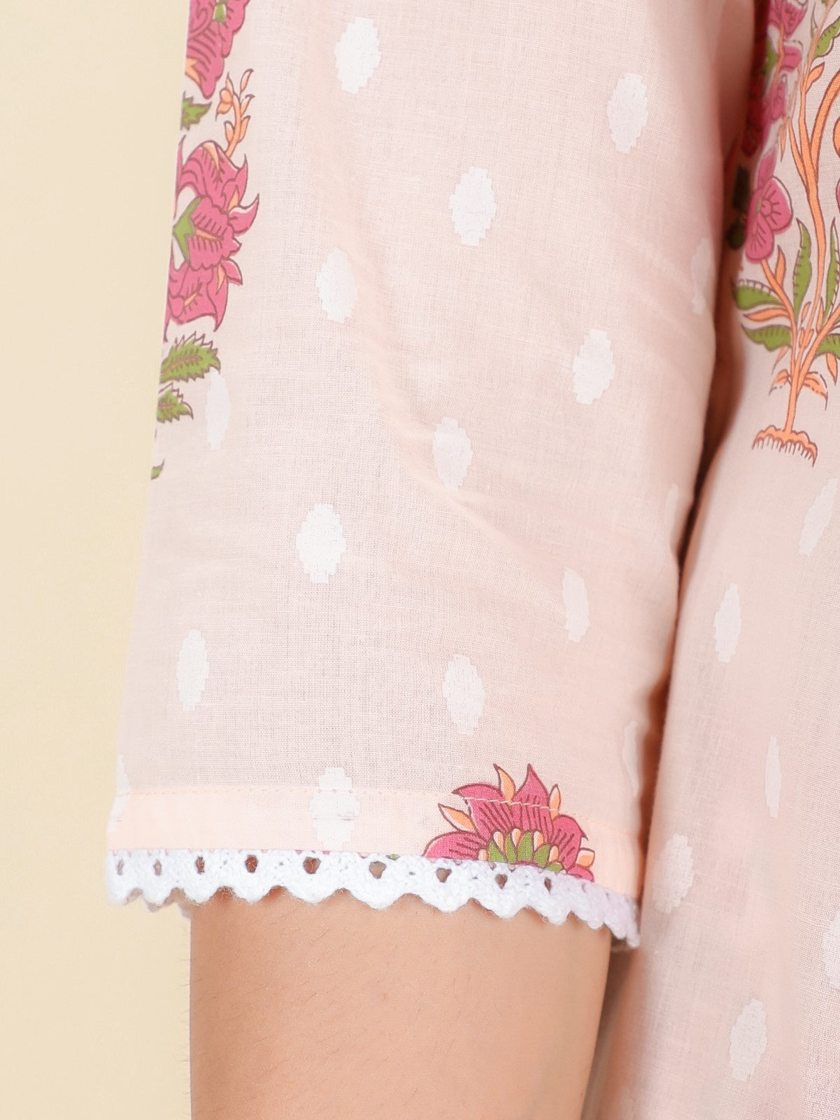 Women's Cotton Pink Panelled Kurta