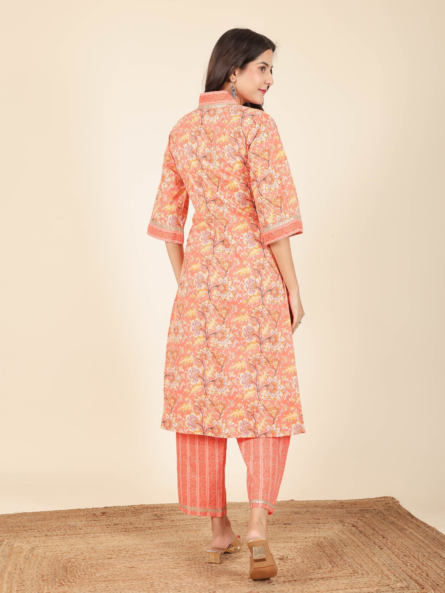 Women's Cotton Orange Straight Kurta