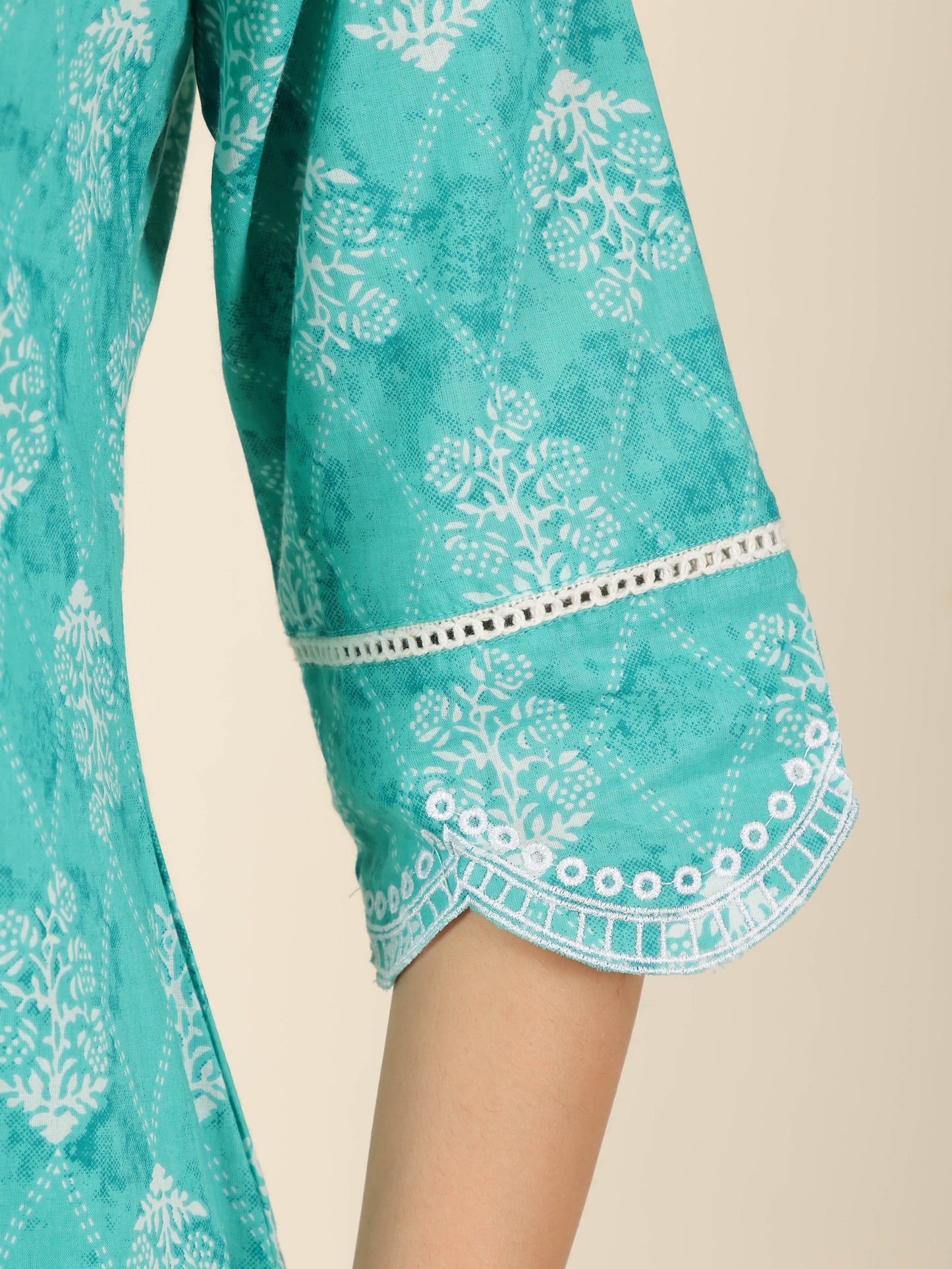 Women's Cotton Green Straight Kurta