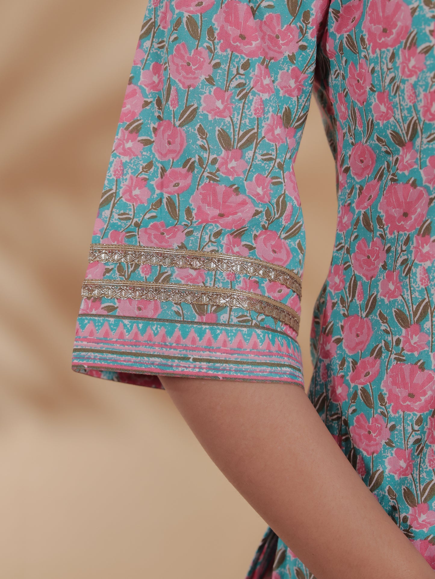 Women's Cotton Multicolor Straight Kurta