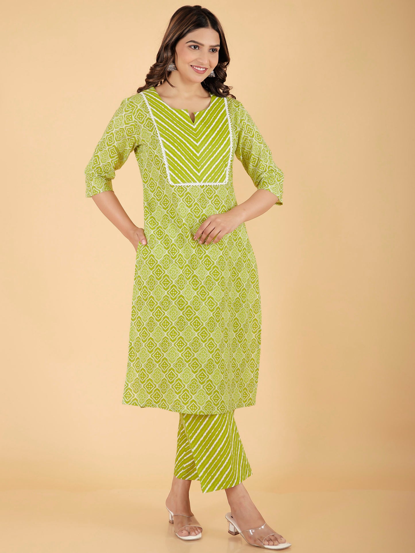 Women's Cotton Green Straight Kurta