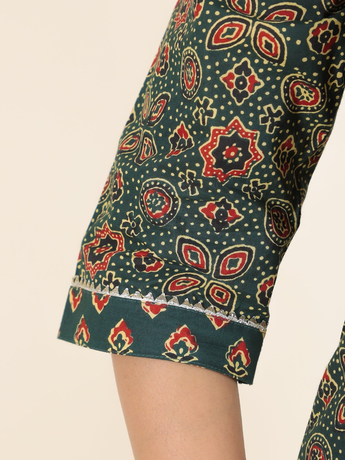 Women's Cotton Green Straight Kurta