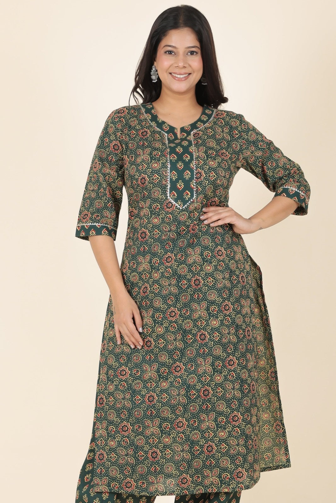 Women's Cotton Green Straight Kurta