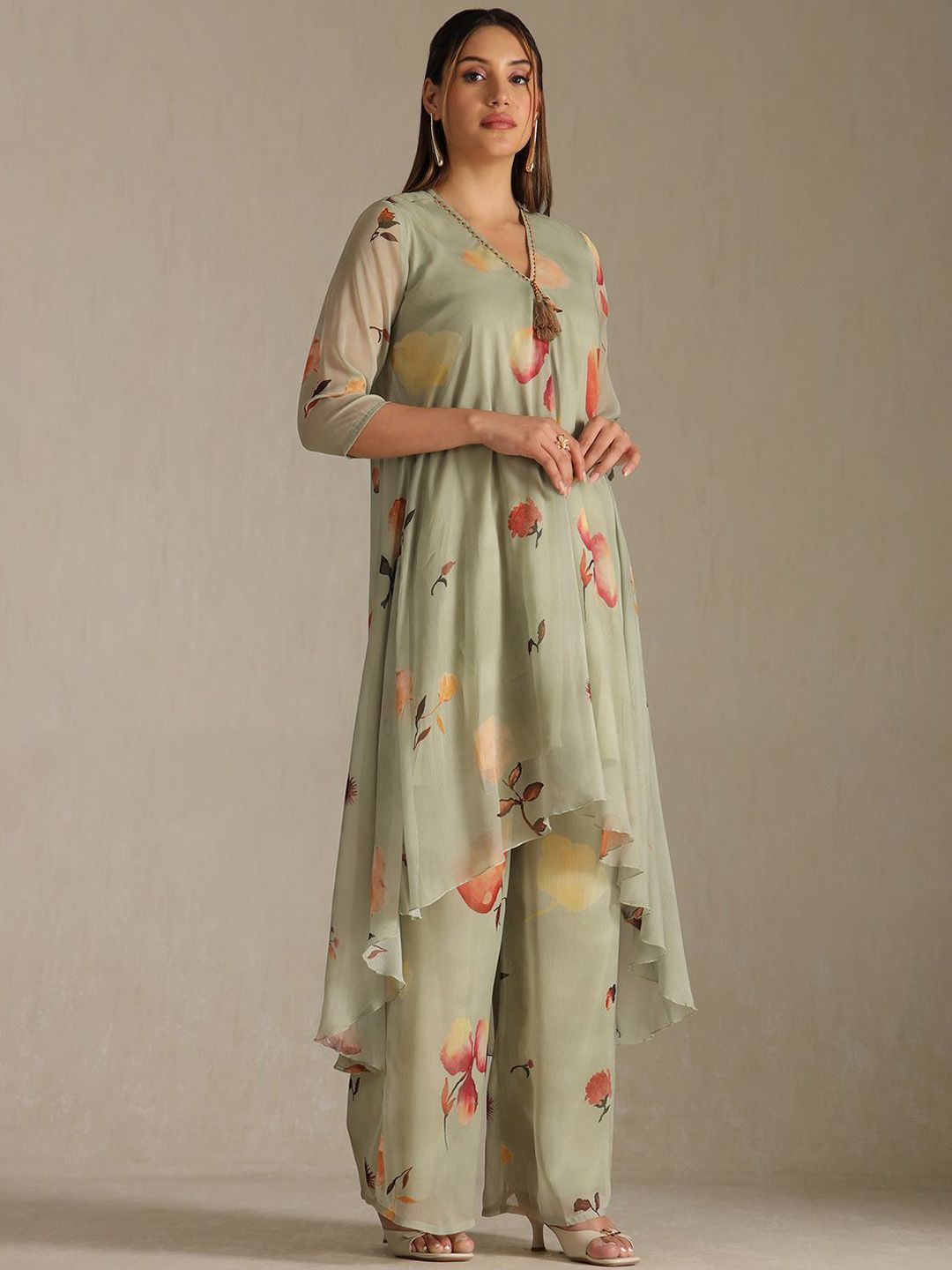 Dhiyona SO Women's Women Floral Printed A-Line Kurta with Palazzos