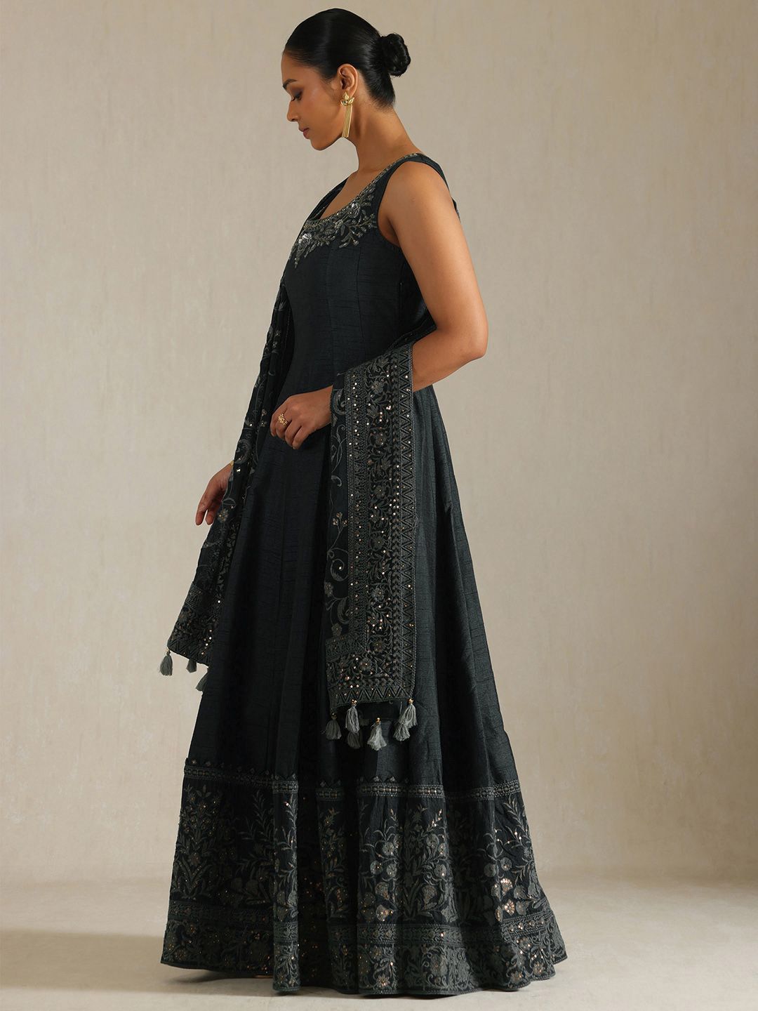 Dhiyona SO Women's Women Printed Beads and Stones Dupion Silk Kurta With Dupatta