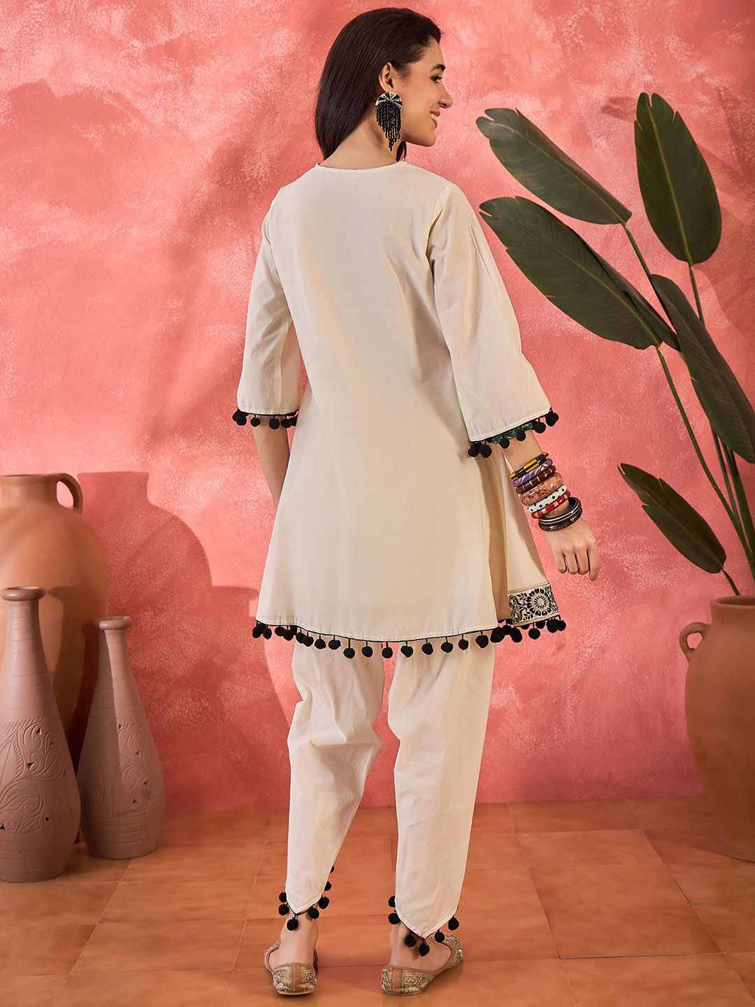 Dhiyona SN Women's Floral Embroidered V-Neck A-Line Kurta With Dhoti Pant & Bag