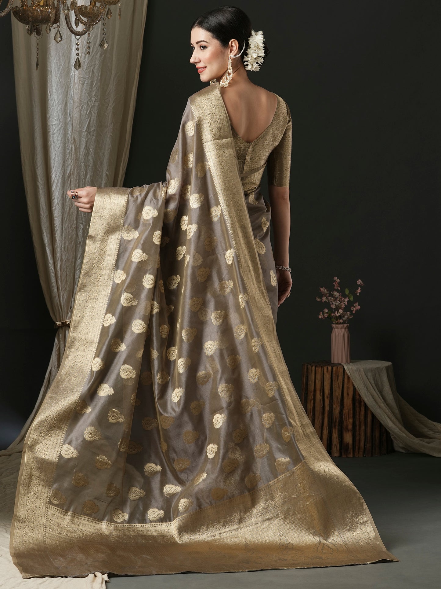 Women's Organza Grey Woven Design Designer Saree With Blouse Piece