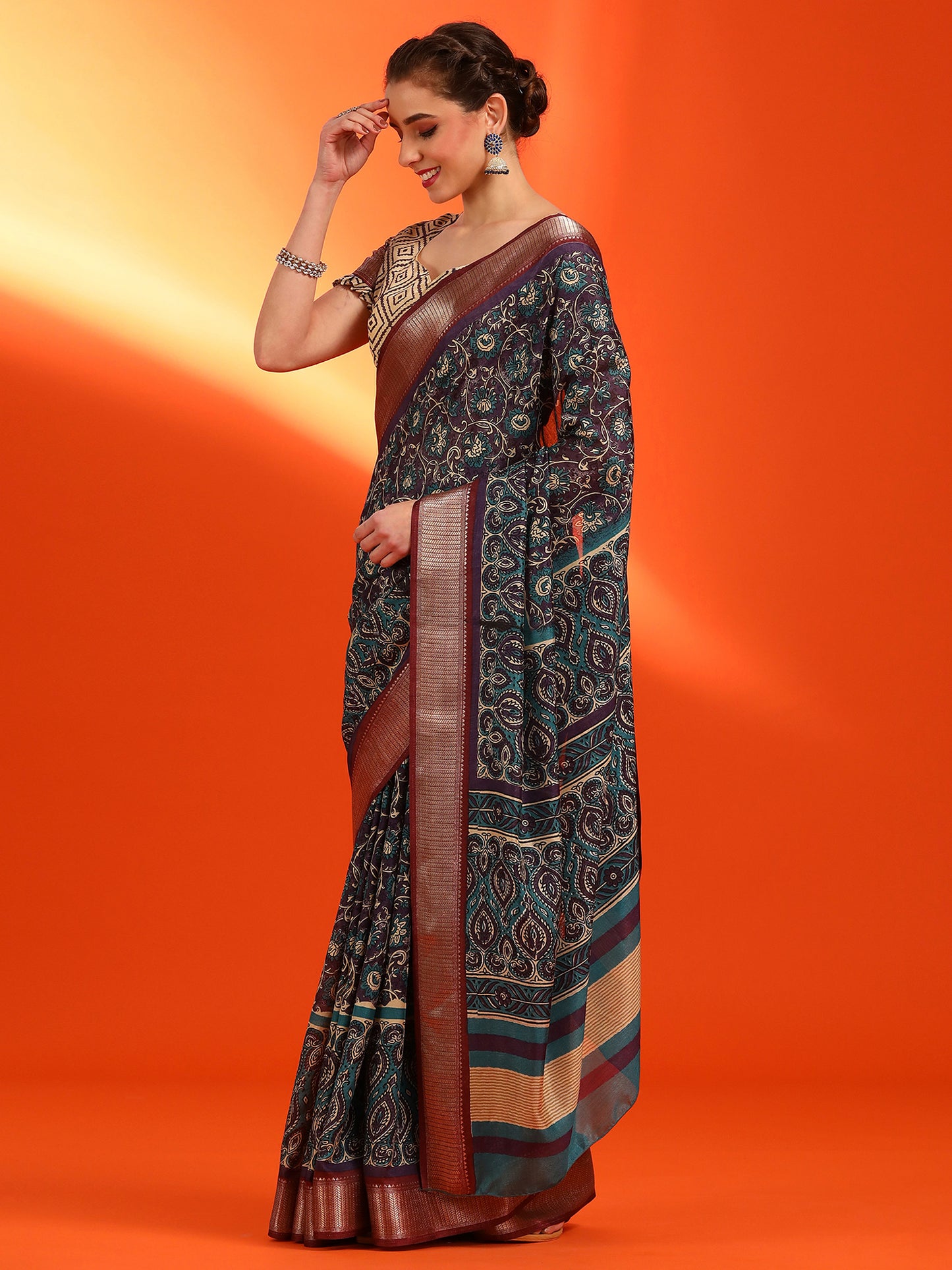 Women's Dola Silk Purple Printed Designer Saree With Blouse Piece