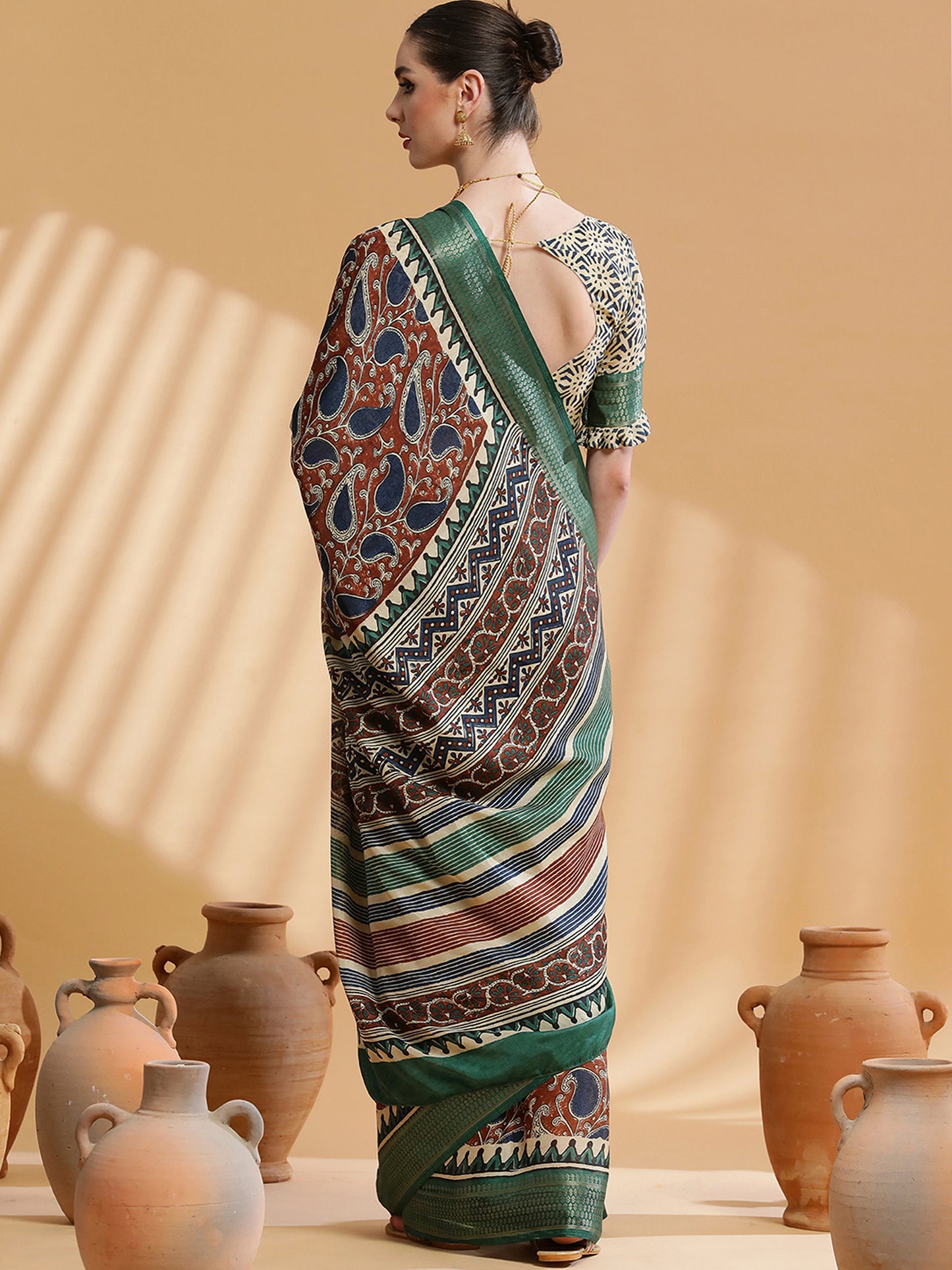 Women's Cotton Blend Brown Printed Designer Saree With Blouse Piece