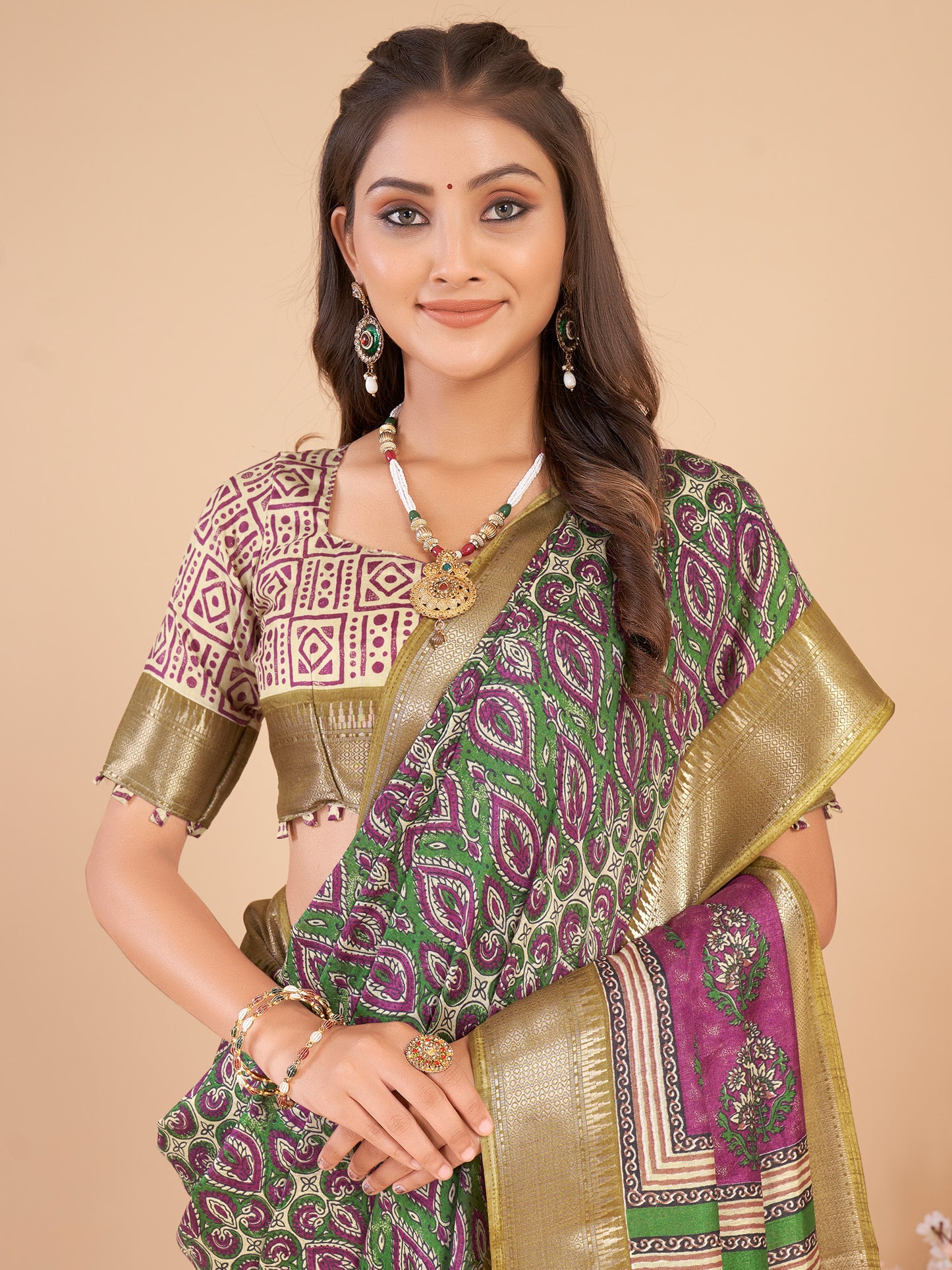 Women's Dola Silk Green Woven Design Designer Saree With Blouse Piece