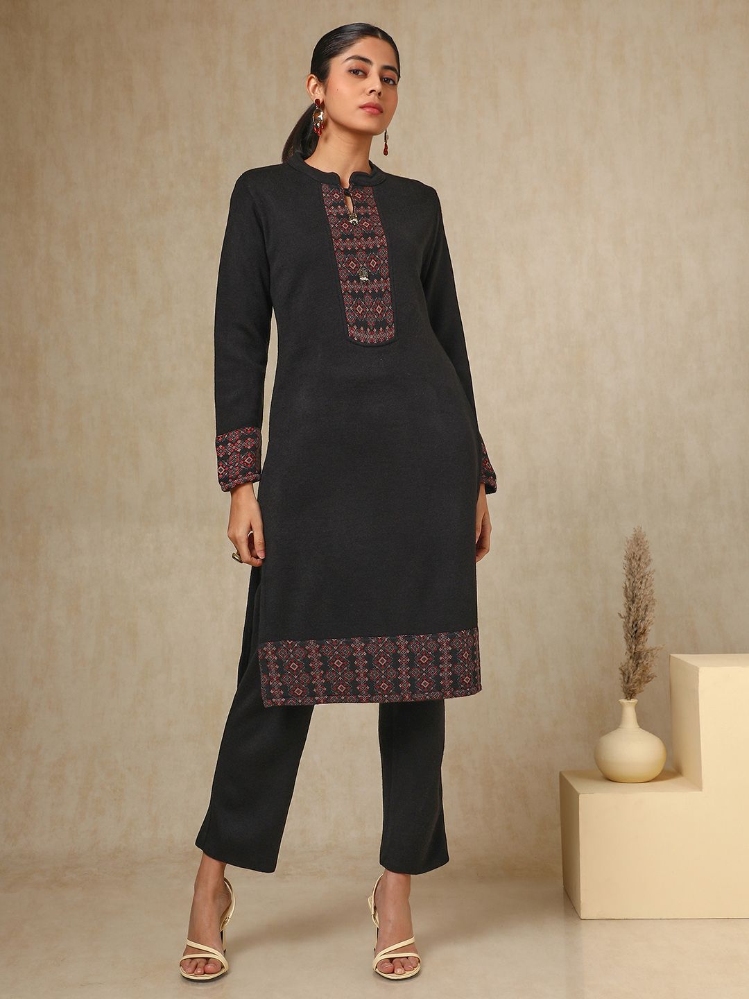 Dhiyona SO Women's Black Geometric Woven Design Acrylic Straight Kurta With Trouser & Dupatta