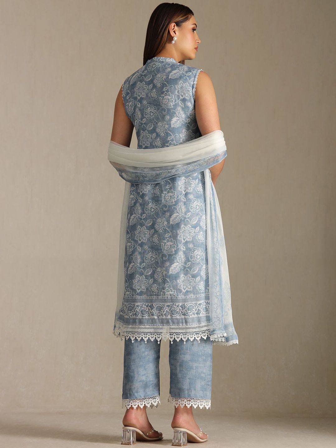 Dhiyona SO Women's Women Floral Printed Linen Kurta with Trousers & Dupatta