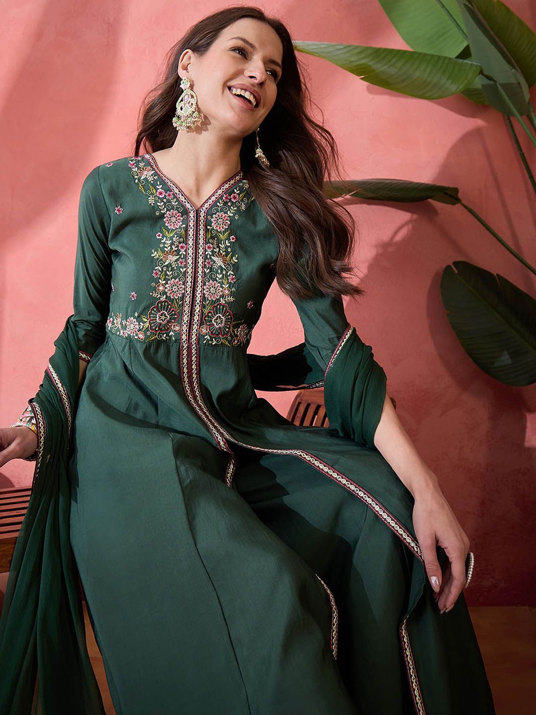 Dhiyona SN Women's Embroidered Anarkali Kurta Set With Dupatta