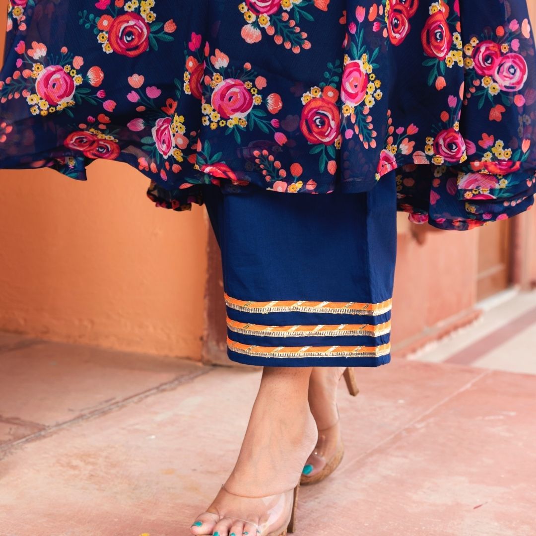 Manjari Organza Phool Jaal Anarkali Set
