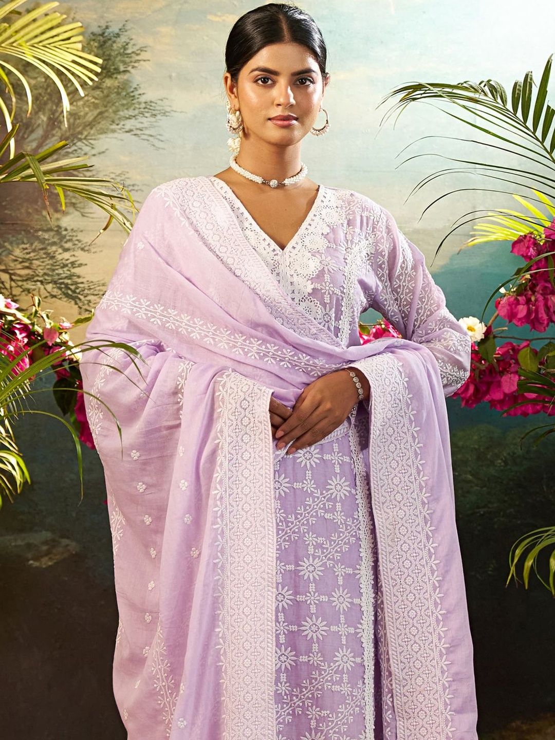 Women Ethnic Motifs Embroidered Regular Thread Work Pure Cotton Kurta with Trousers & With Dupatta