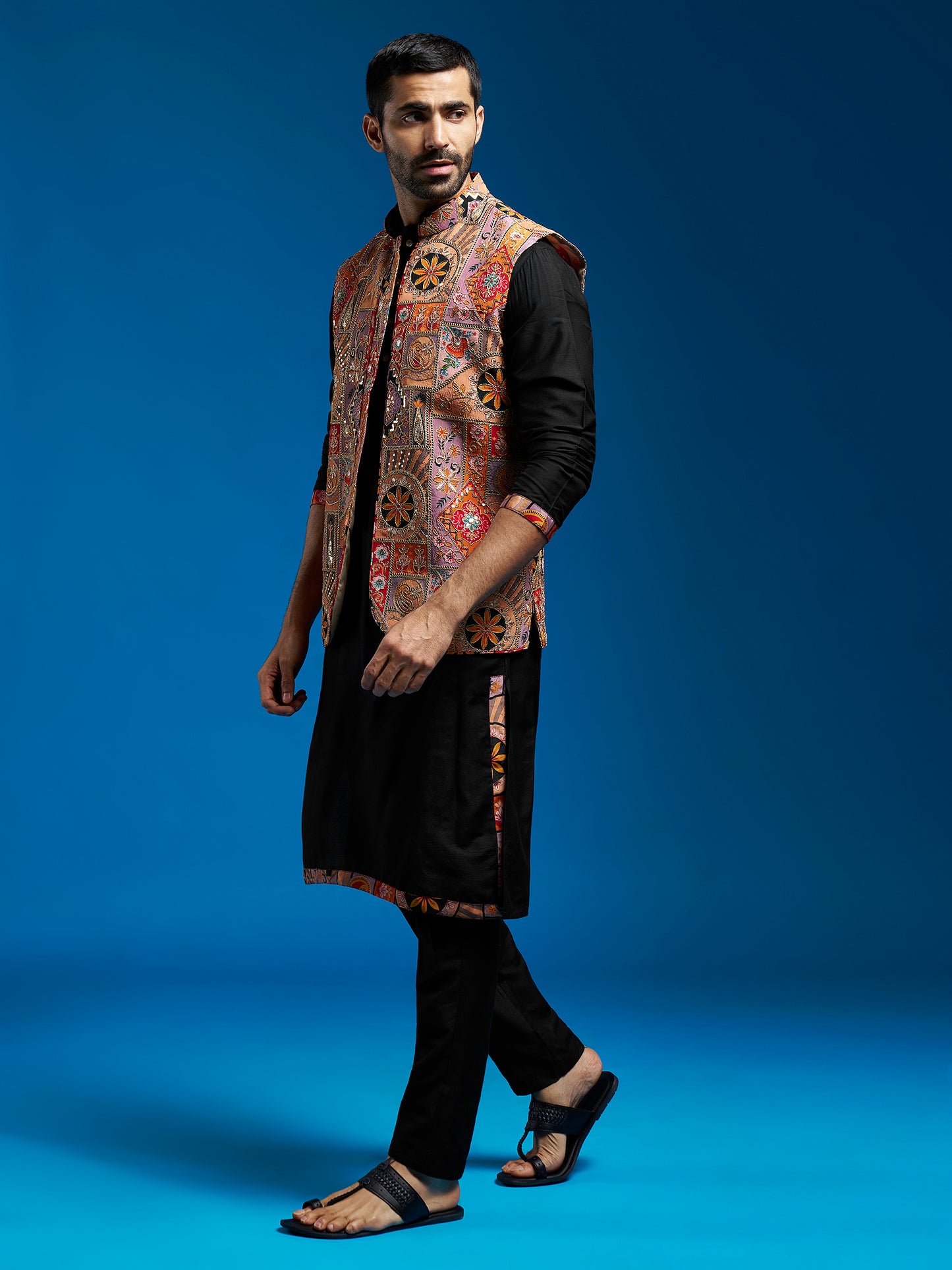 Men's Maroon Viscose Straight Jacket Kurta And Pyjama Set.