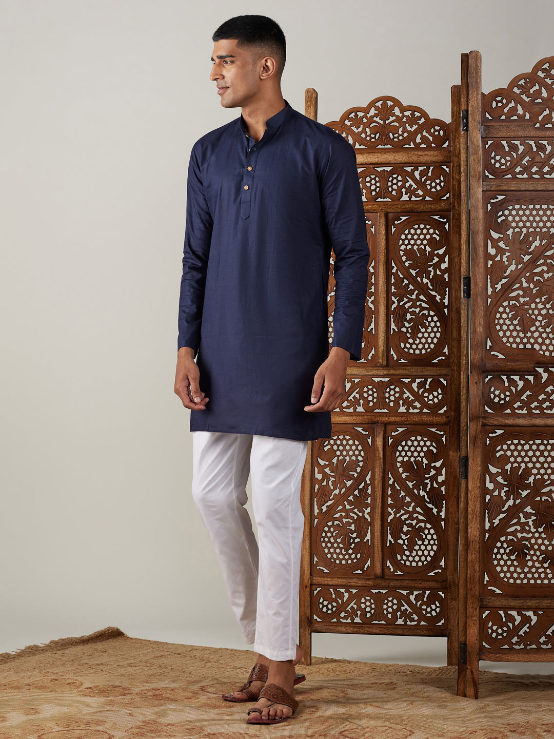 Men's Navy Blue Cotton Blend Straight Kurta Pyjama Set
