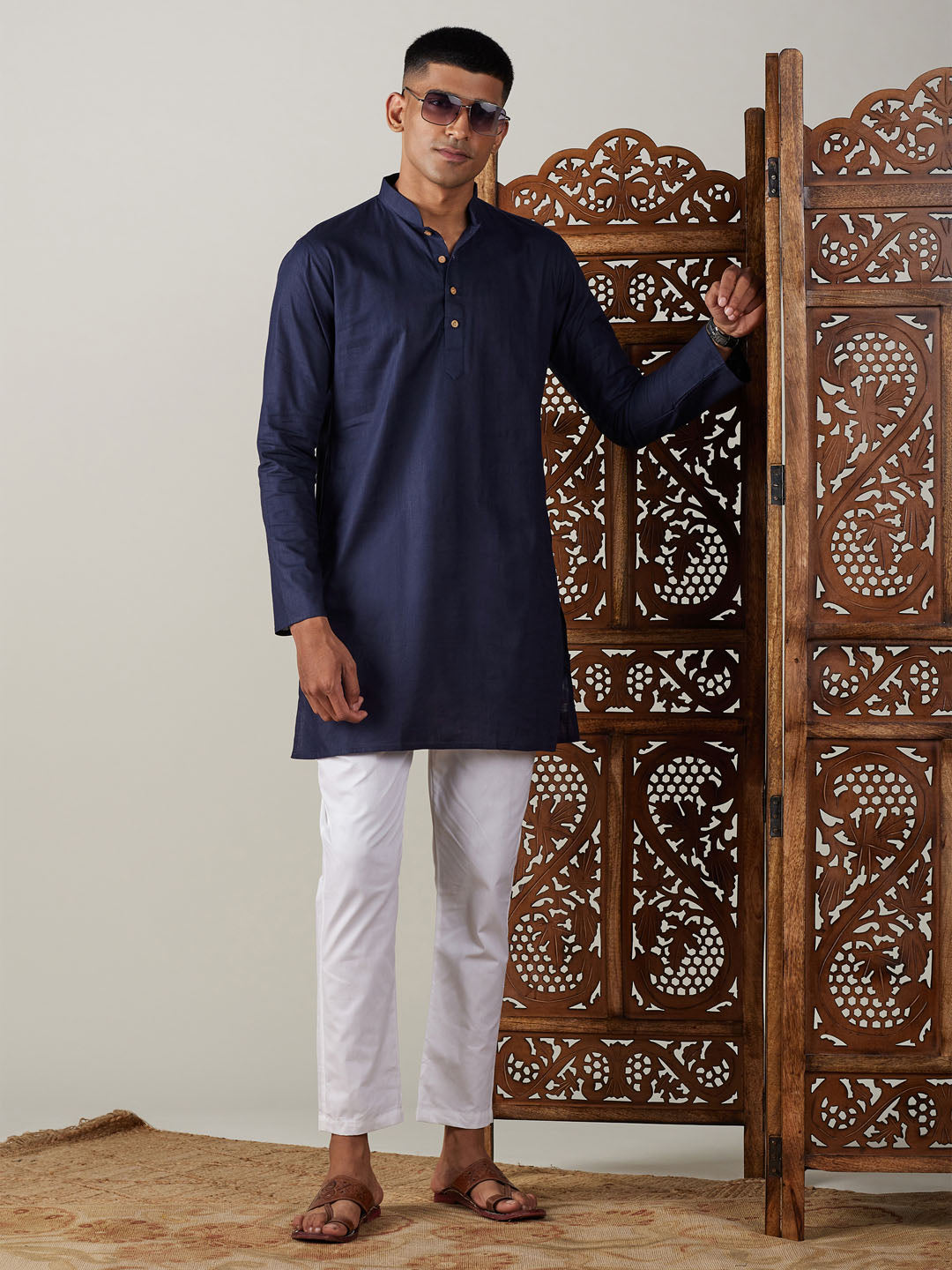 Men's Navy Blue Cotton Blend Straight Kurta Pyjama Set