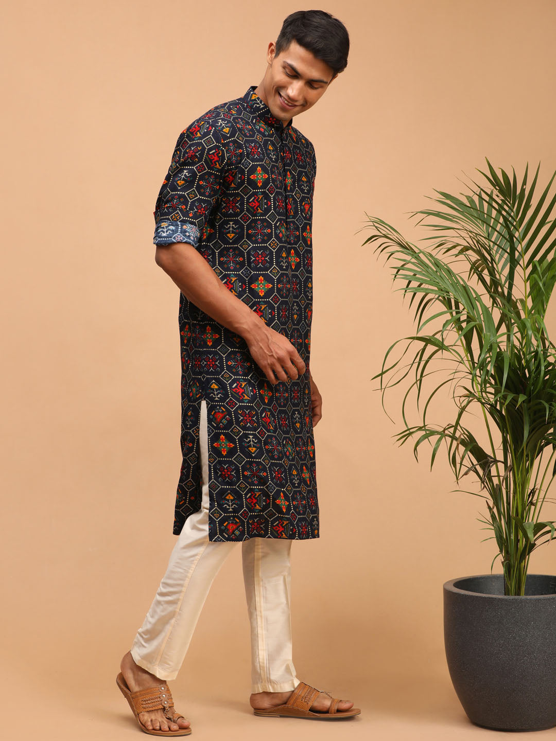 Men's Blue Cotton Blend Pathani Kurta Pyjama Set