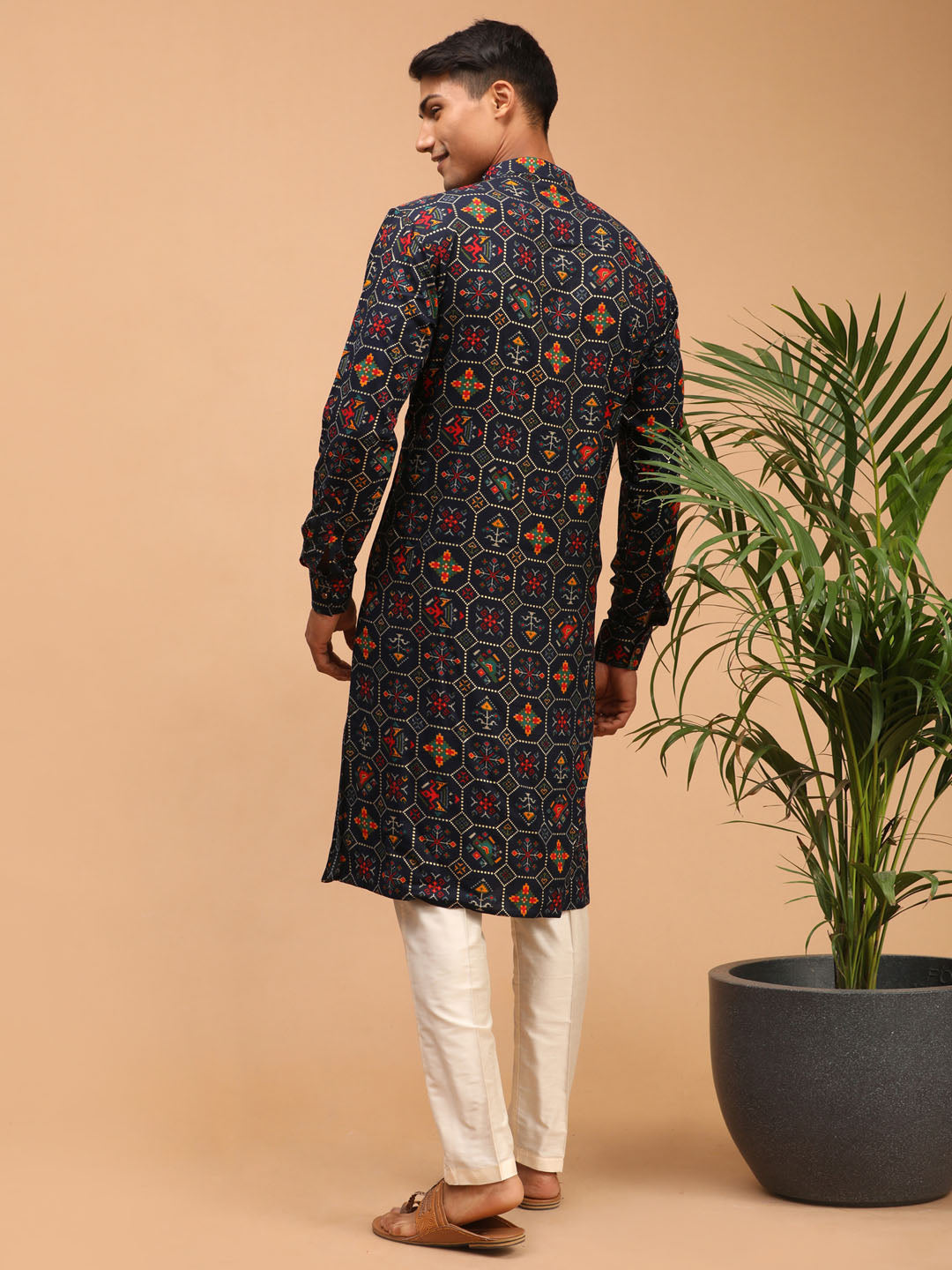 Men's Blue Cotton Blend Pathani Kurta Pyjama Set