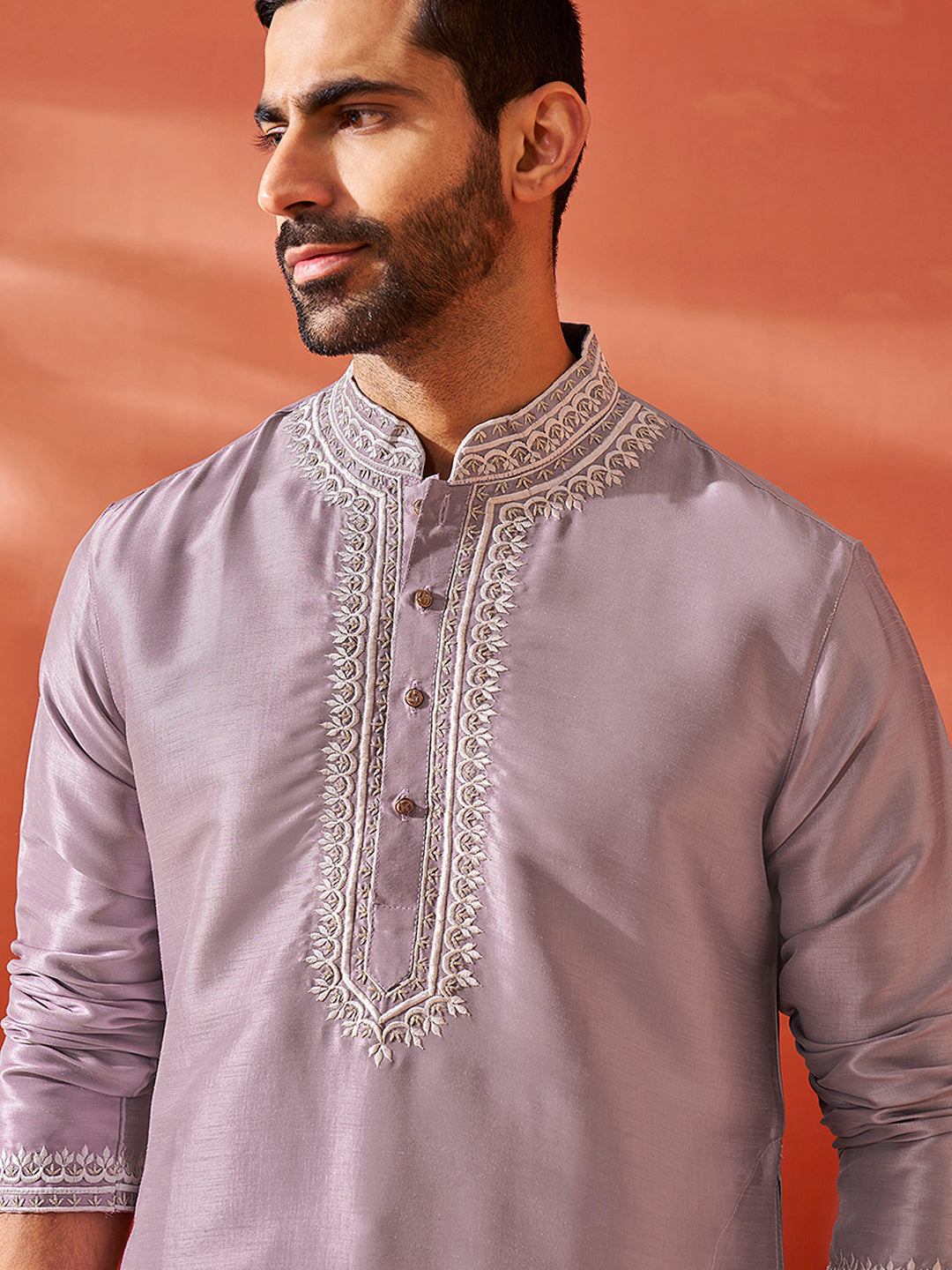 Men's Purple Silk Blend Straight Kurta And Pyjama Set.