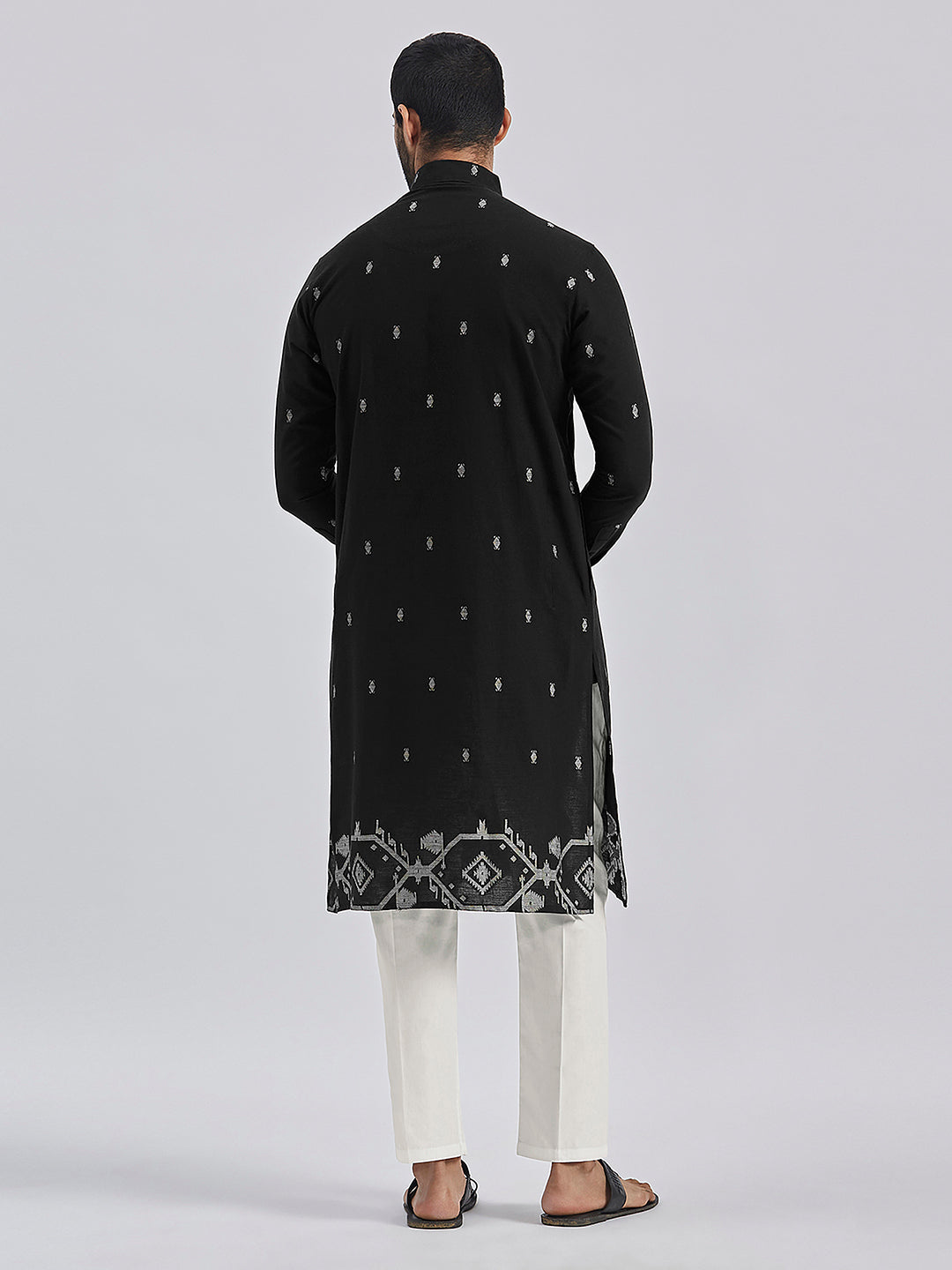 Men's Black Cotton Straight Kurta And Pyjama Set.