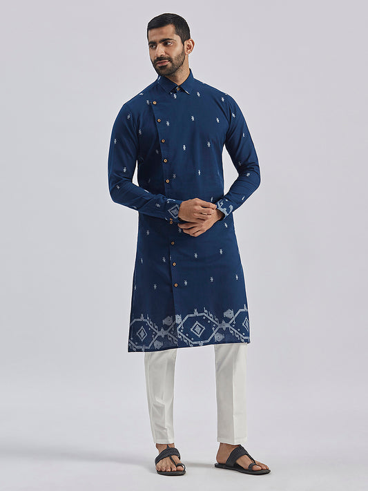 Men's Navy Blue Cotton Straight Kurta And Pyjama Set.