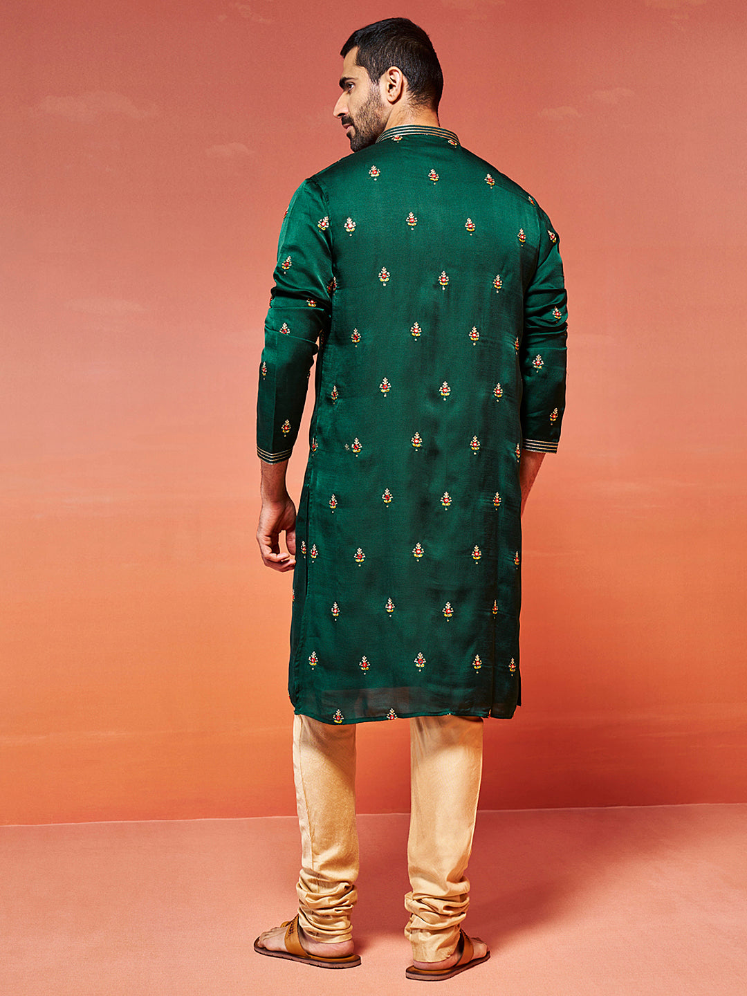 Men's Bottle Green Silk Blend Straight Kurta And Pyjama Set