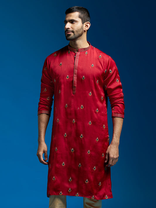 Men's Maroon Silk Blend Straight Kurta And Pyjama Set