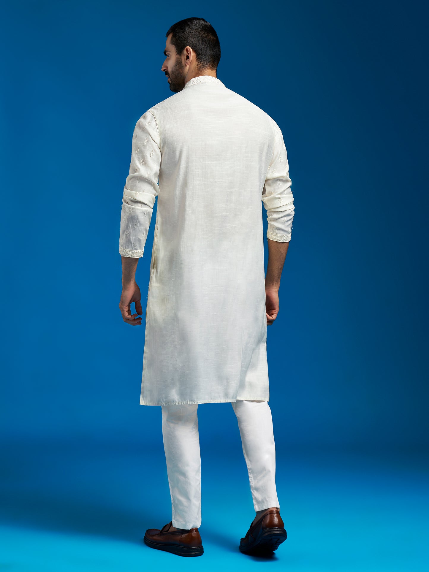 Men's Cream Silk Blend Straight Kurta And Pyjama Set