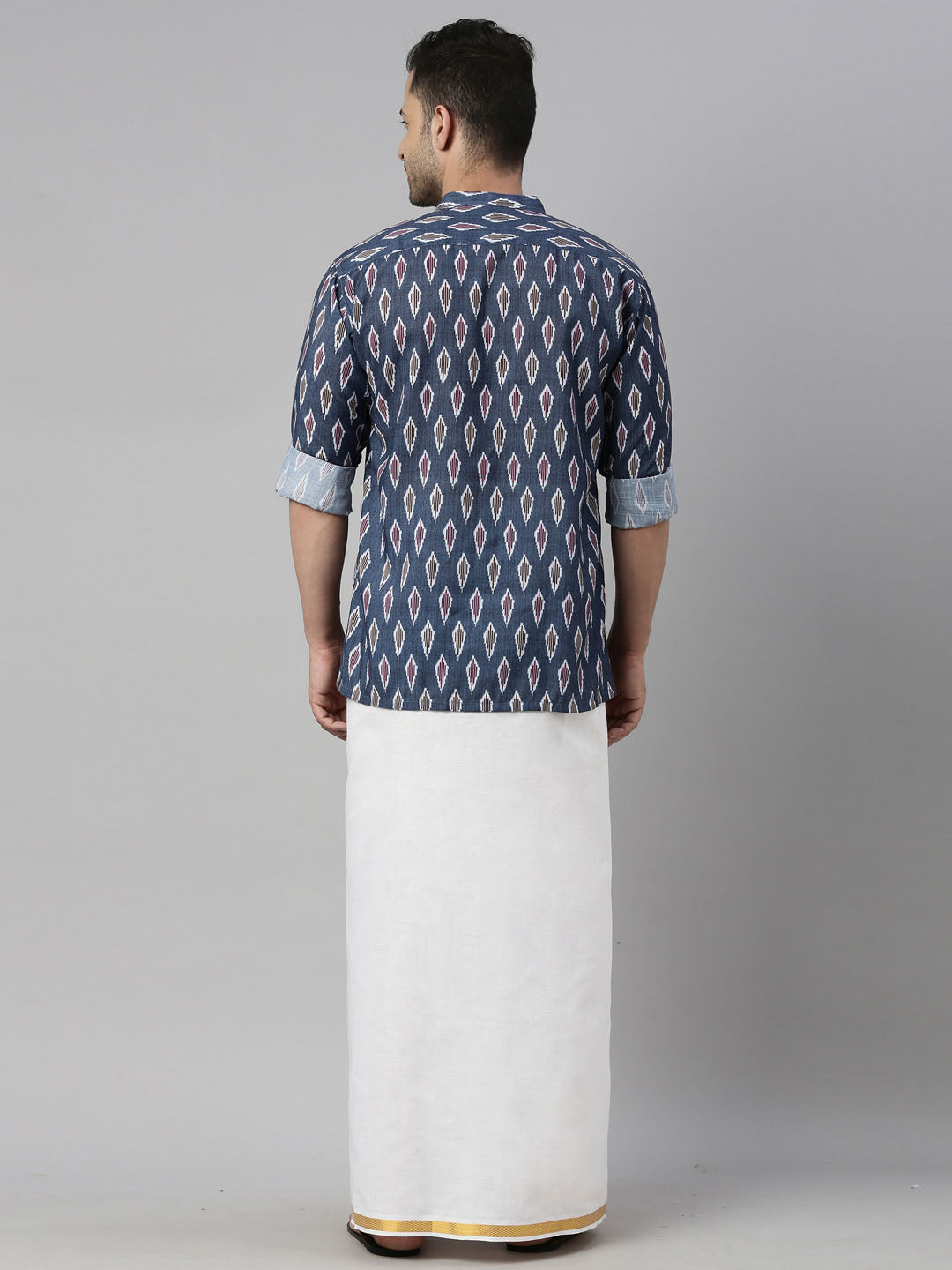 Men's Grey Cotton Blend Straight Shirt And Mundu