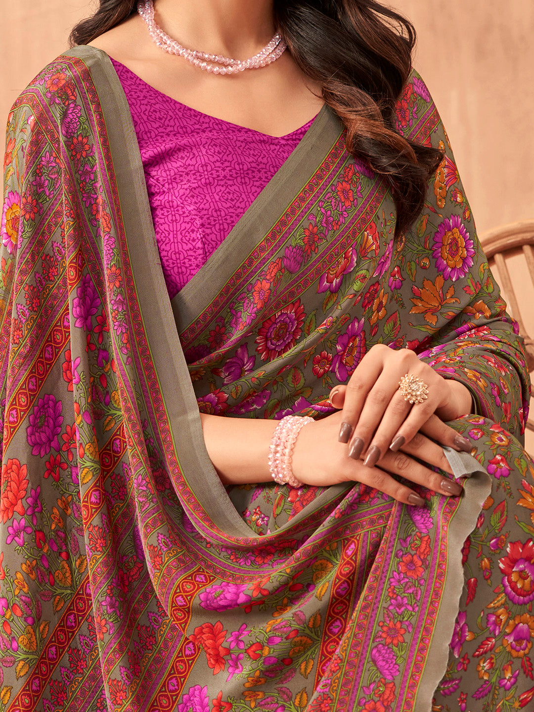 Women's Crepe Pink Printed Designer Saree With Blouse Piece