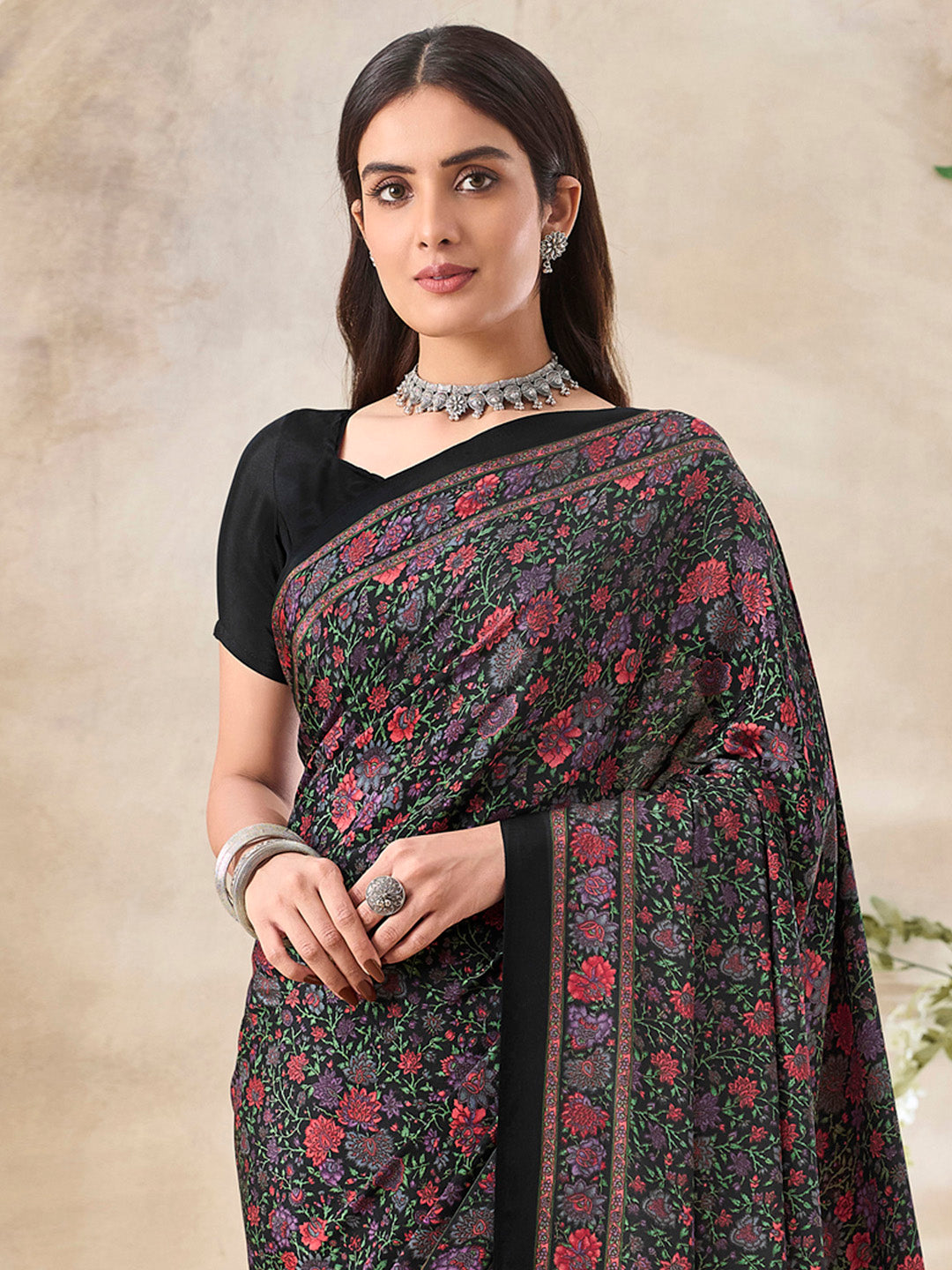 Women's Crepe Black Printed Designer Saree With Blouse Piece