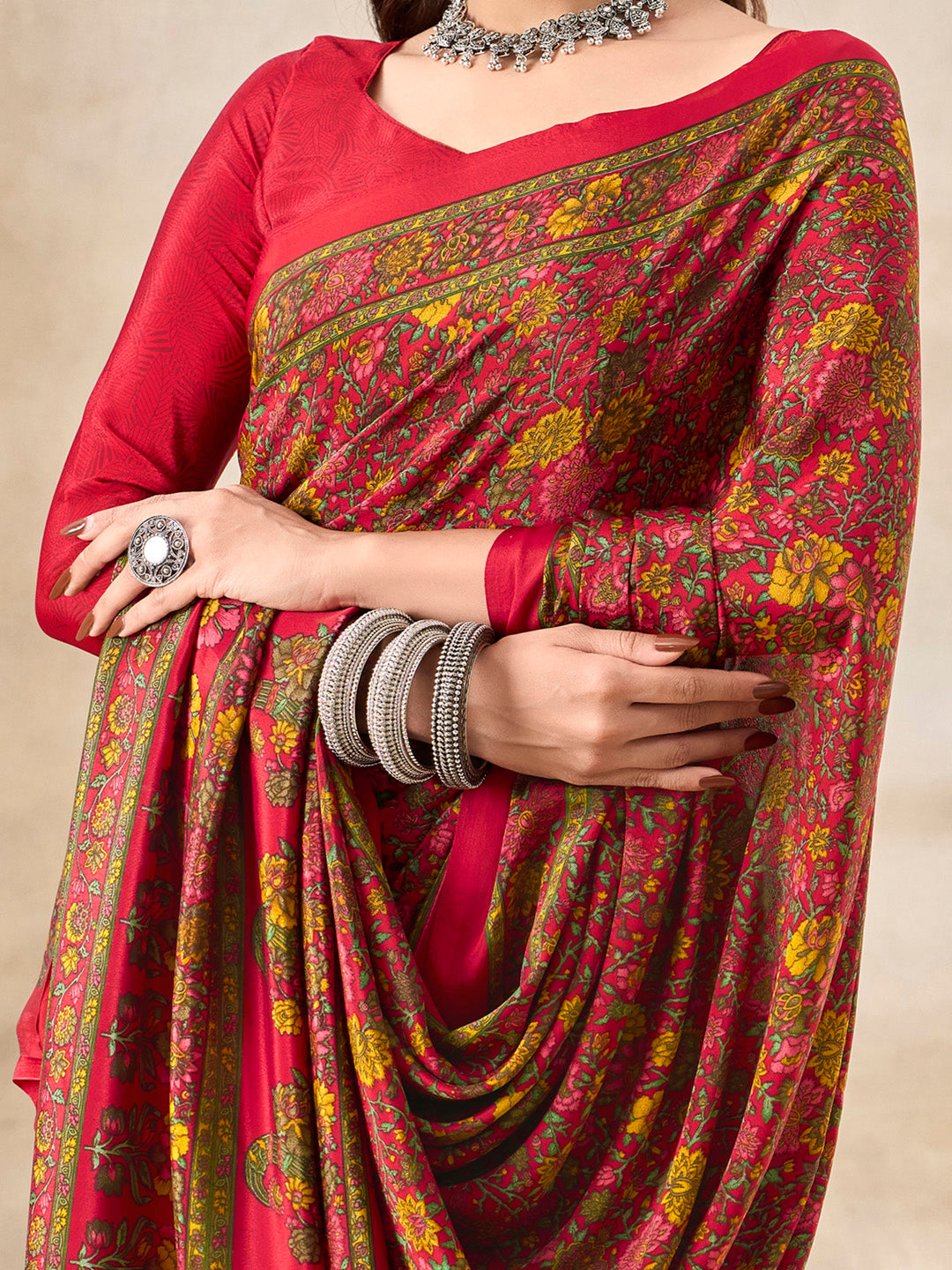Women's Crepe Red Printed Designer Saree With Blouse Piece