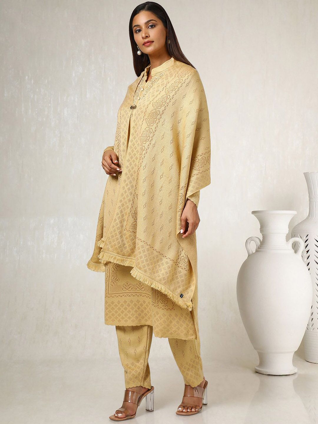Dhiyona SO Women's Women Ethnic Motifs Regular Thread Work Kurta with Trousers & With Dupatta