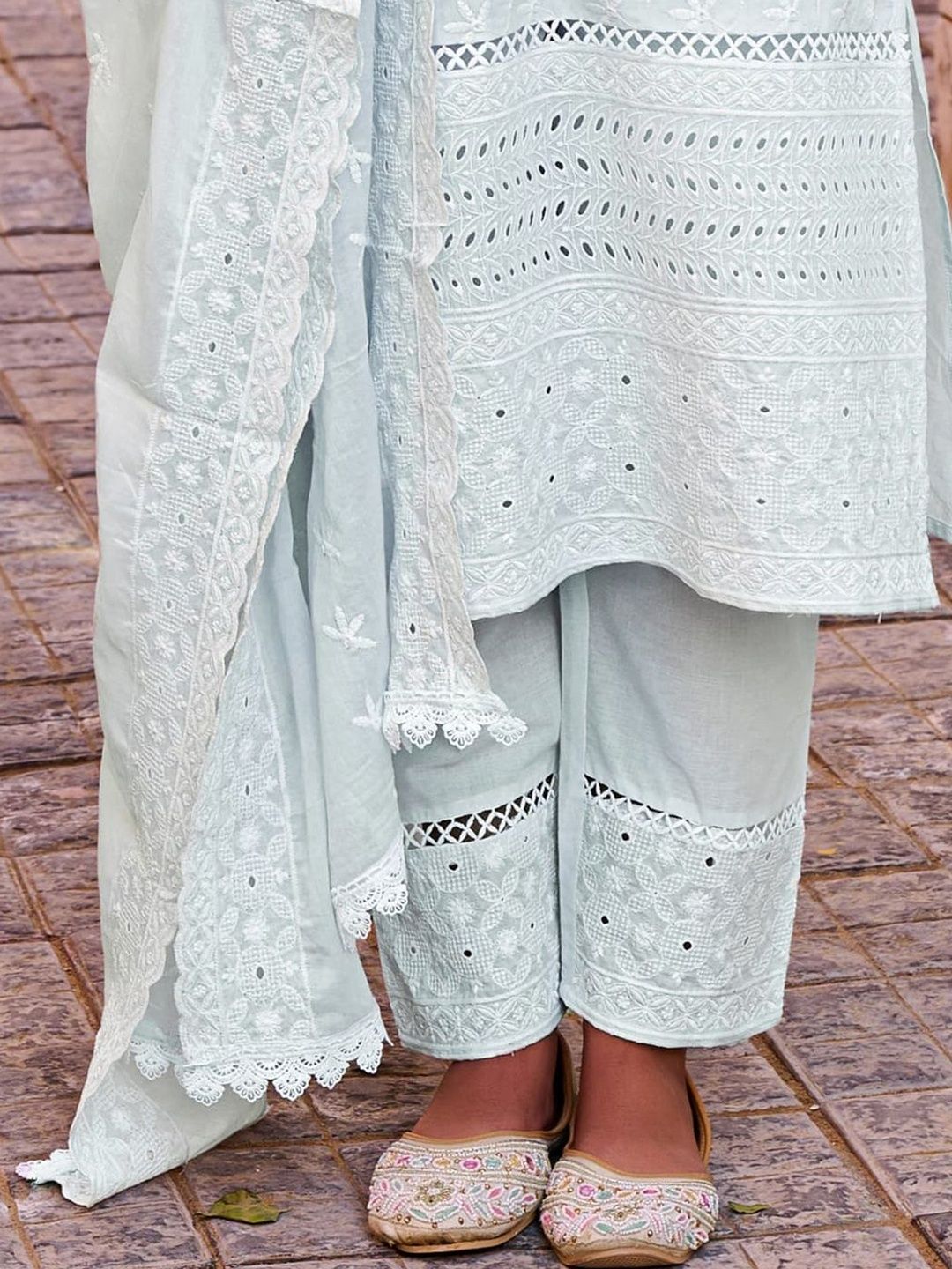 Ethnic Motifs Embroidered Chikankari Pure Cotton Kurta With Trousers & Dupatta