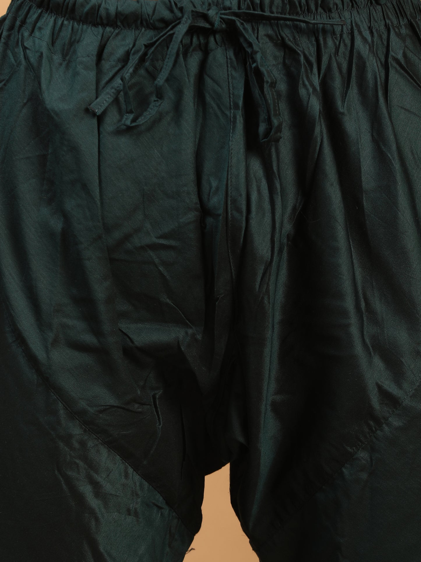 Men's Green Georgette Straight Kurta Pyjama Set