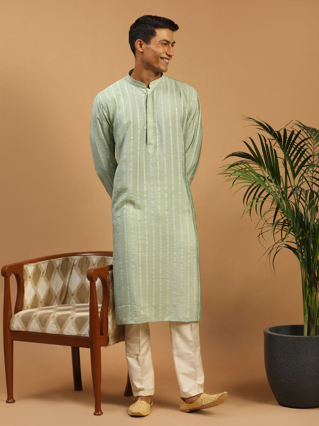 Men's Green Cotton Blend Straight Kurta Pyjama & Dupatta Set
