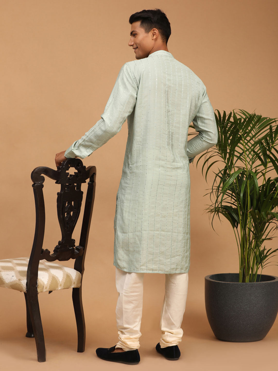Men's Green Cotton Blend Straight Kurta Pyjama Set