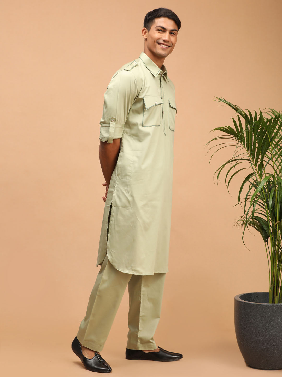 Men's Green Cotton Blend Pathani Pathani Kurta Set