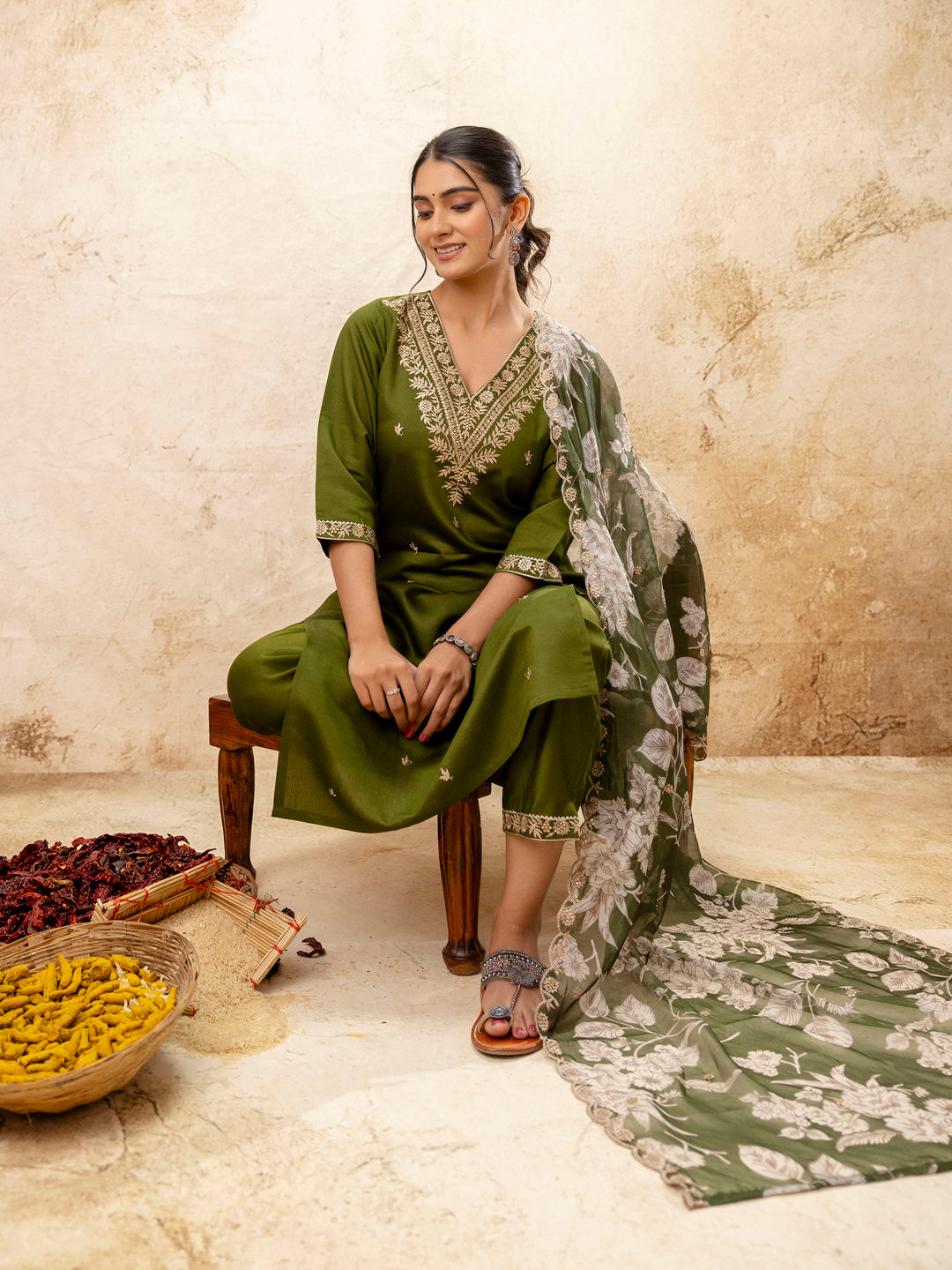 Dhiyona VV Women's Kurta and Pant Sets Viscose Rayon Fabric