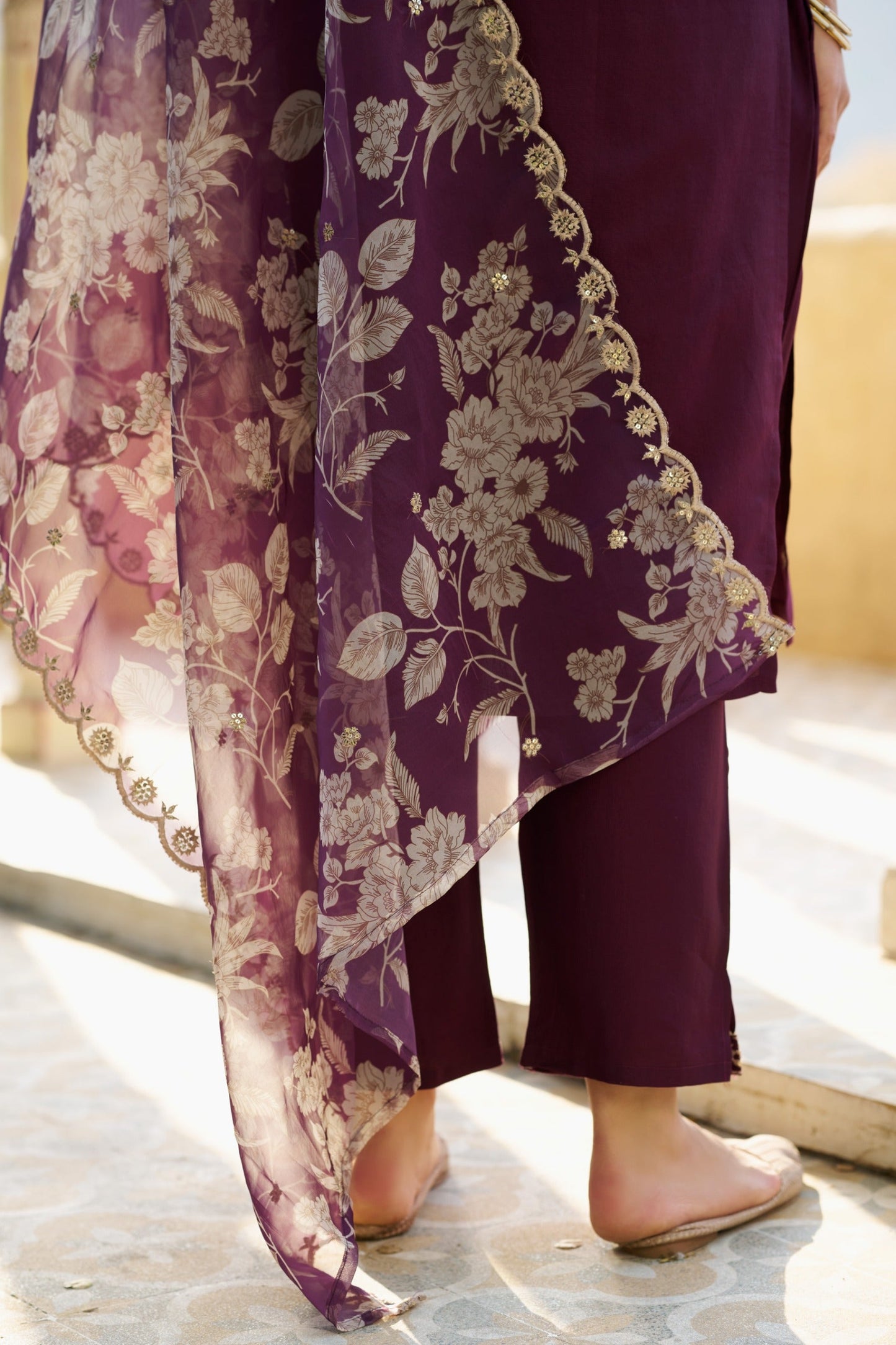 Dhiyona VV Women's Kurta and Pant Sets Viscose Rayon Fabric