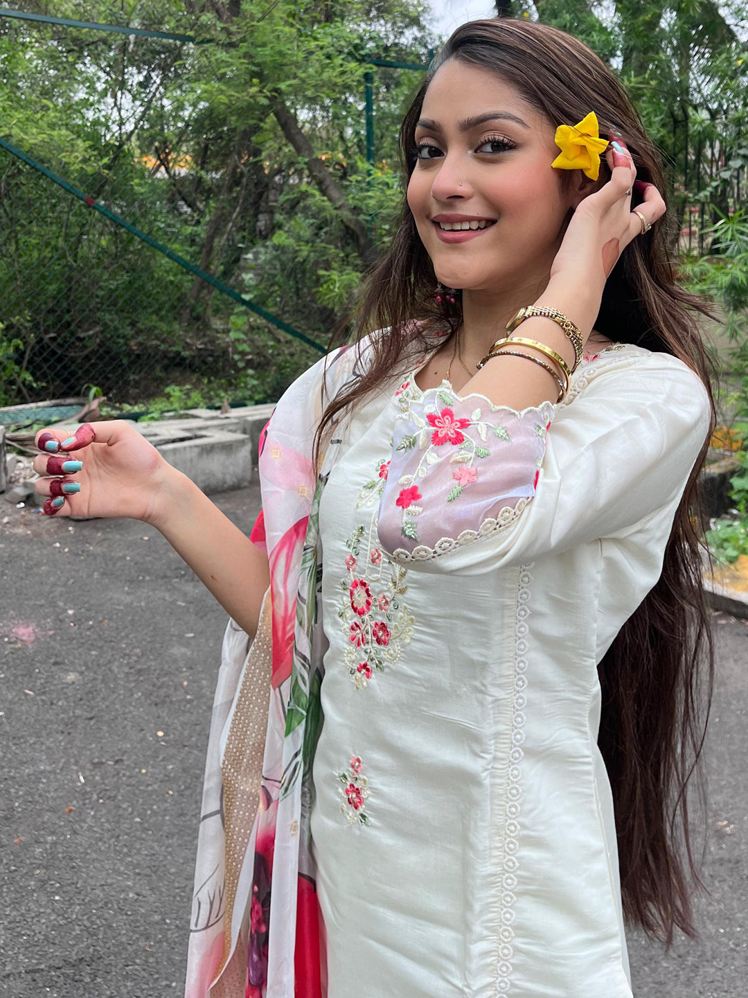 Dhiyona VV Women's Viscose Roman Silk Kurta Pant Dupatta Set