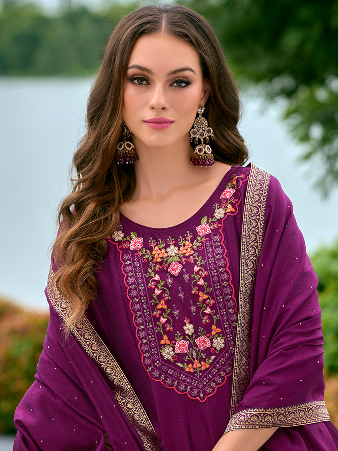 Dhiyona VV Women's Silk Blend Kurta Pant Dupatta Set