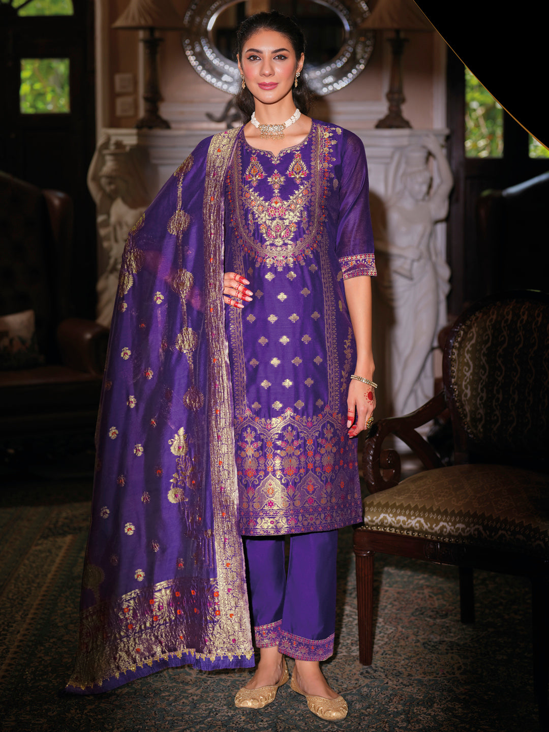 Dhiyona VV Women's Silk Blend Kurta Pant Dupatta Set