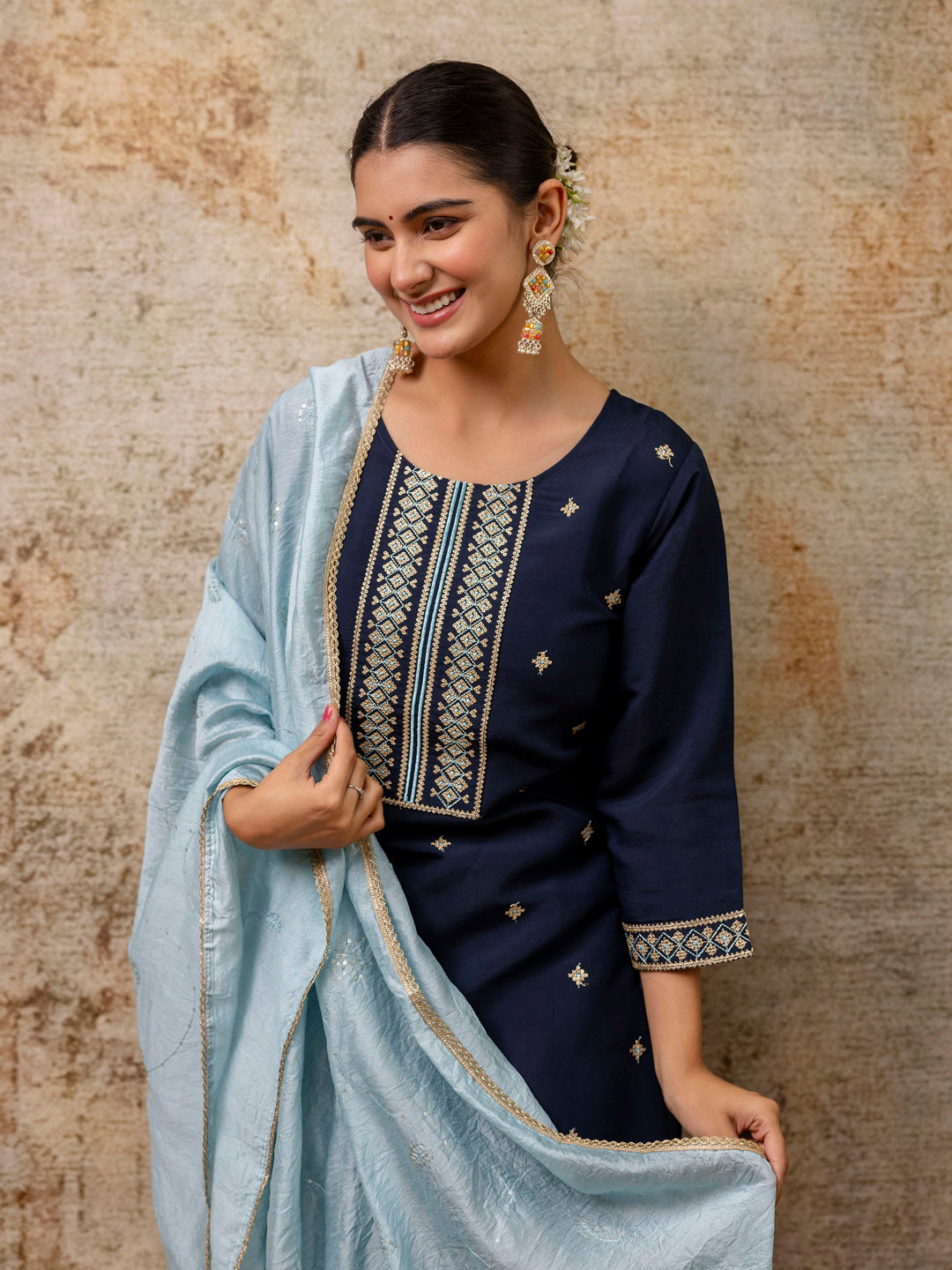 Dhiyona VV Women's Kurta and Pant Sets Silk Blend Fabric