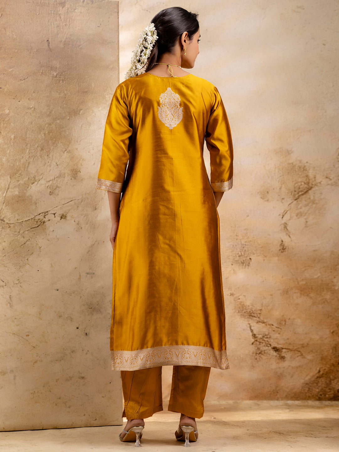 Dhiyona VV Women's Embroidered Cotton Blend Kurta Pant Sets with Dupatta