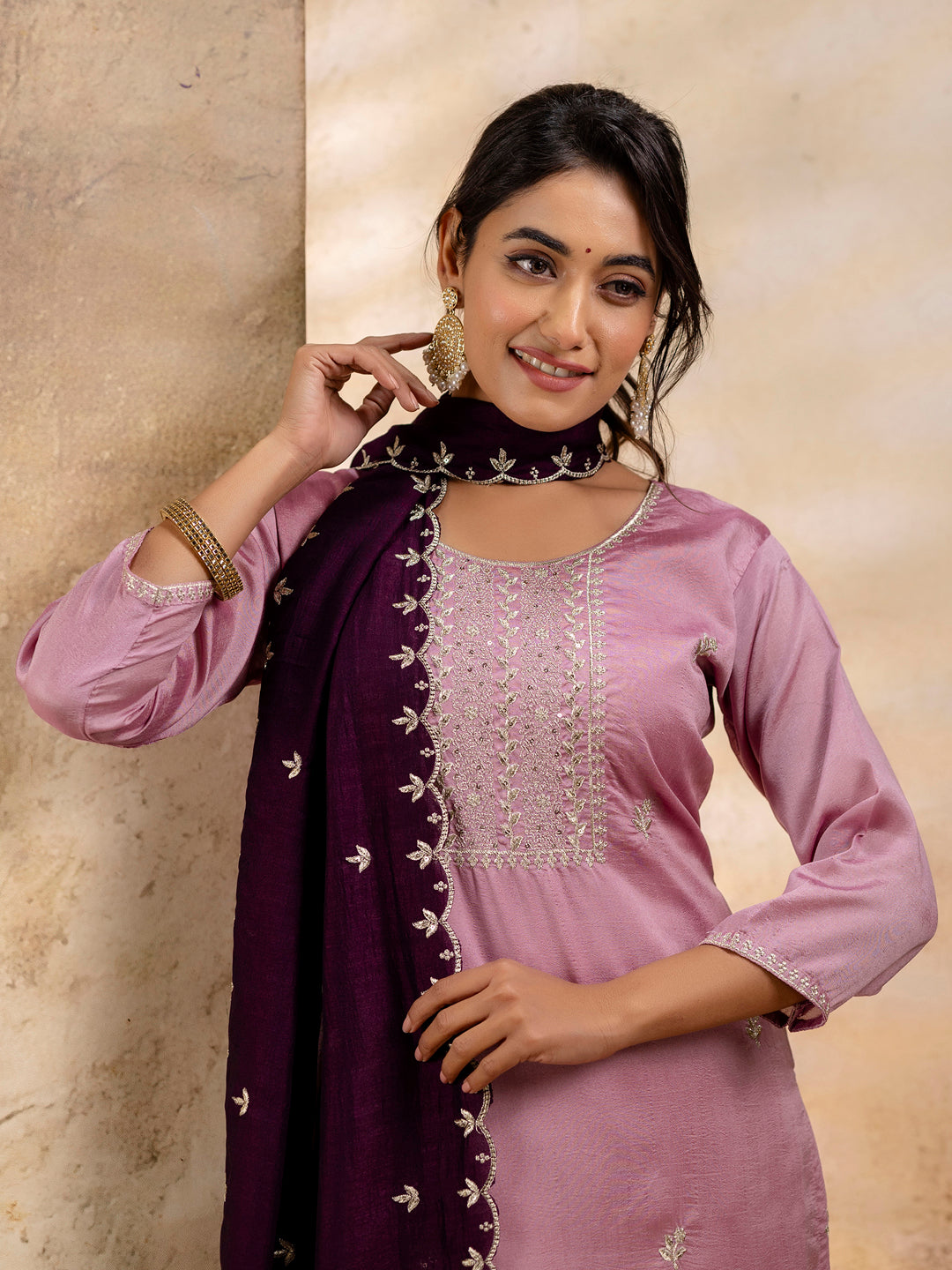 Dhiyona VV Women's Embroidered Silk Blend Kurta Pant Sets With Dupatta